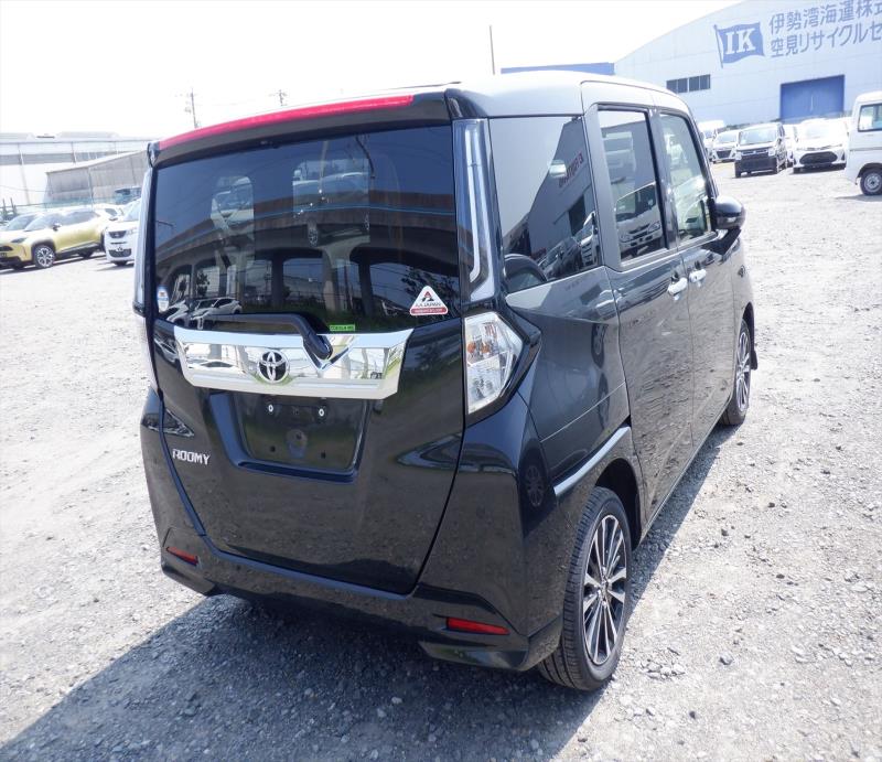 TOYOTA ROOMY 2023/10