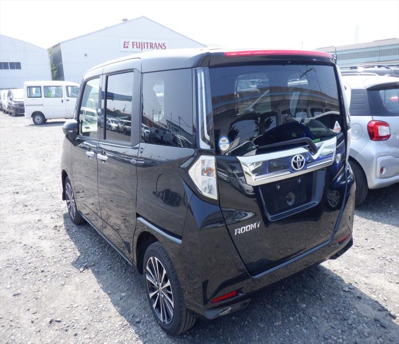 TOYOTA ROOMY 2023/10