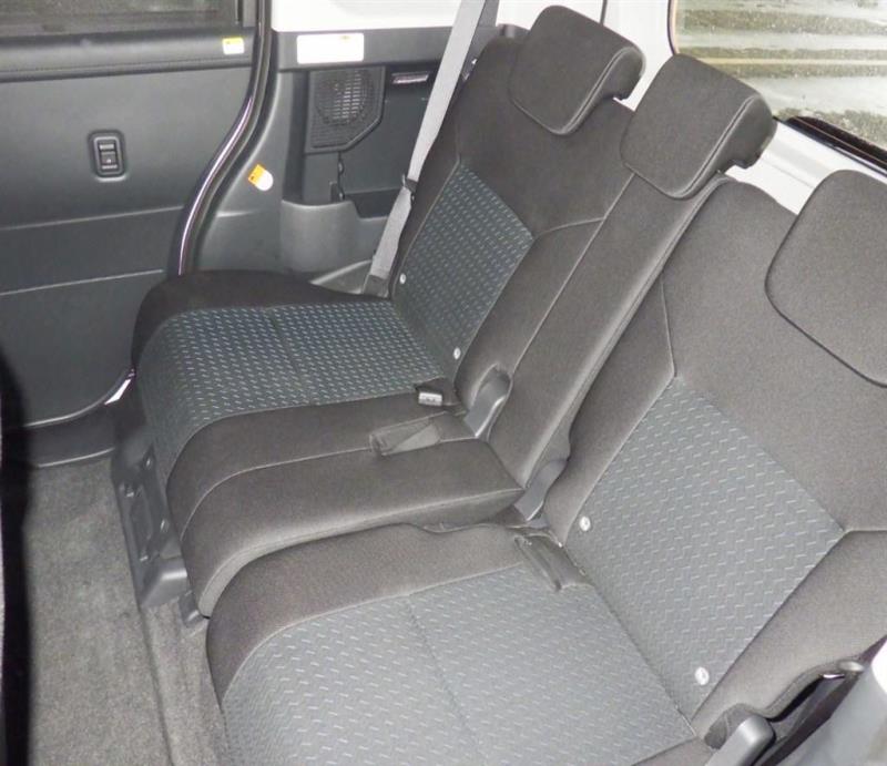 TOYOTA ROOMY 2024/7
