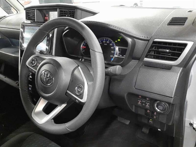 TOYOTA ROOMY 2024/7