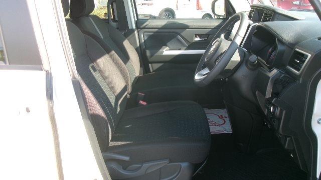 TOYOTA ROOMY 2024/10