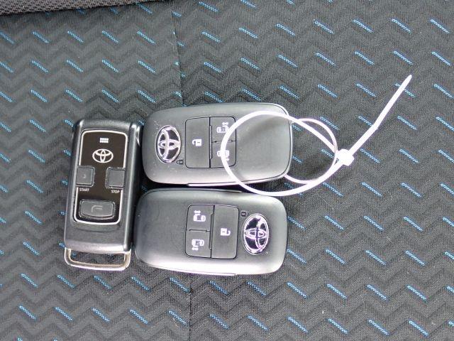 TOYOTA ROOMY 2025/2