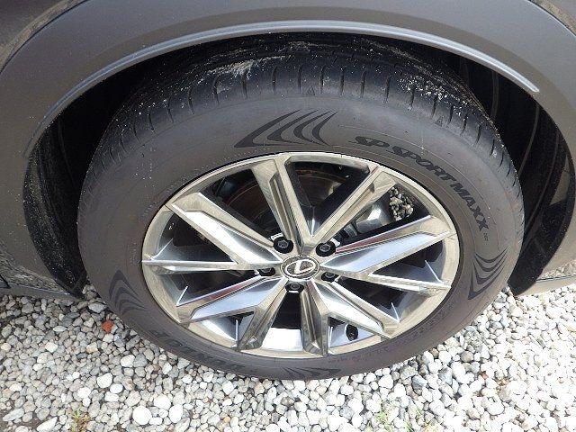 LEXUS LBX 2024/9
