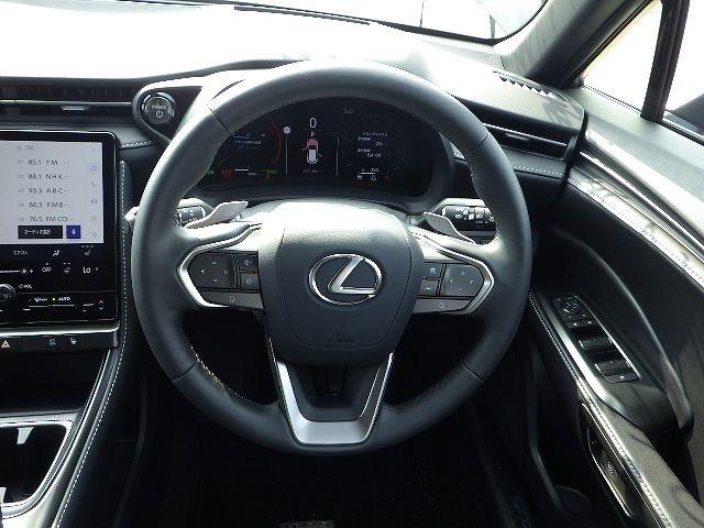 LEXUS LBX 2024/9