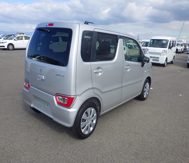 SUZUKI WAGON R 2024/9
