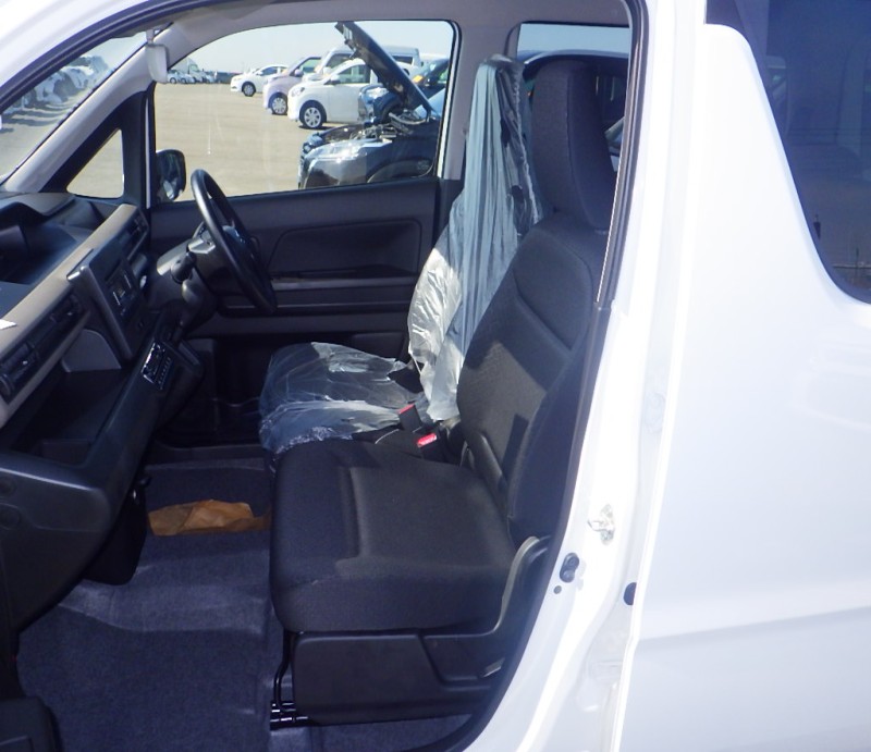 SUZUKI WAGON R 2025/8