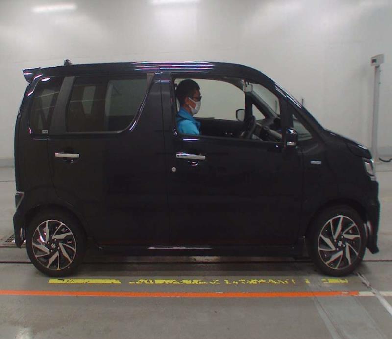 SUZUKI WAGON-R CUSTOM Z 2022/8