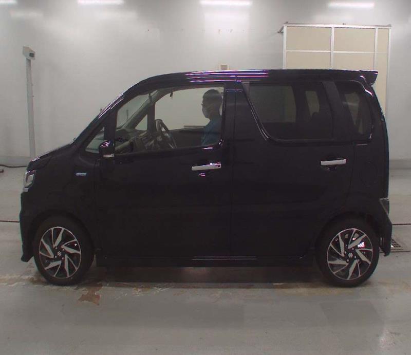 SUZUKI WAGON-R CUSTOM Z 2022/8