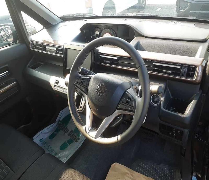 SUZUKI WAGON-R CUSTOM Z 2022/8
