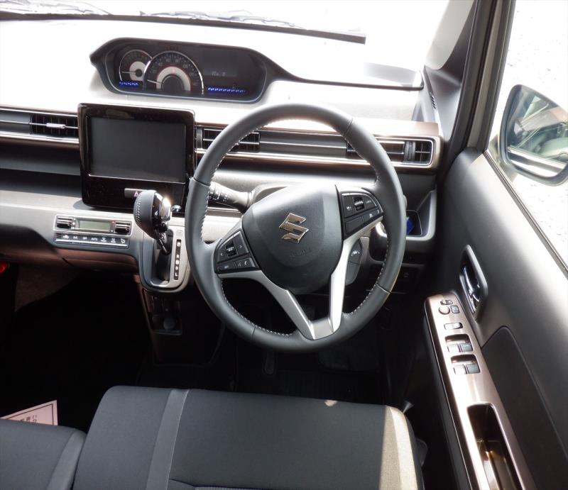 SUZUKI WAGON-R CUSTOM Z 2024/3