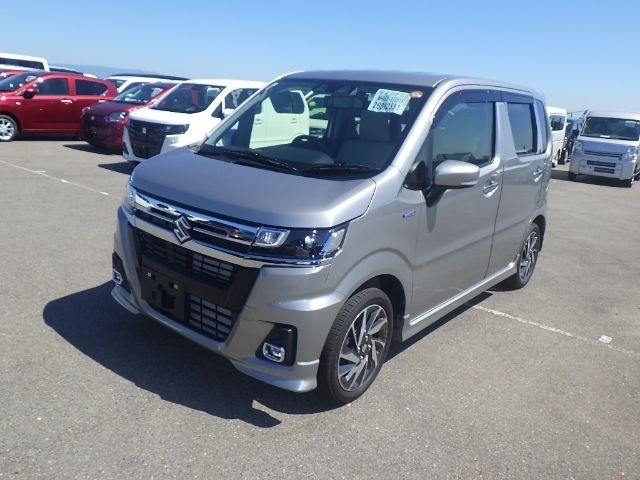 SUZUKI WAGON R CUSTOM Z 2024/4