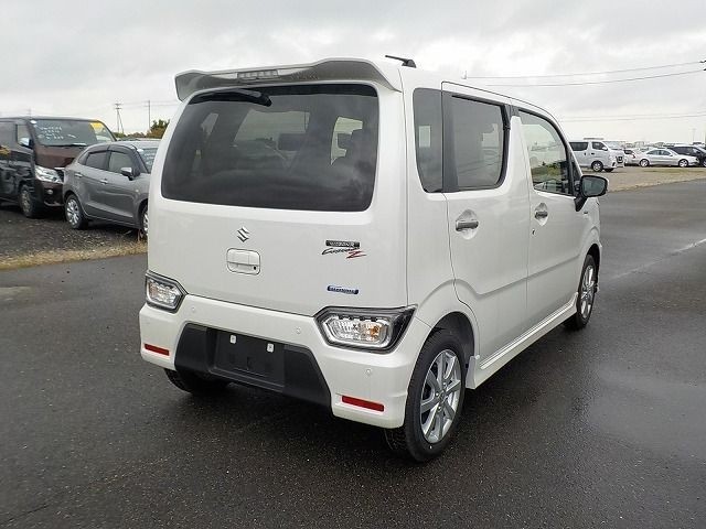 SUZUKI WAGON R CUSTOM Z 2025/10