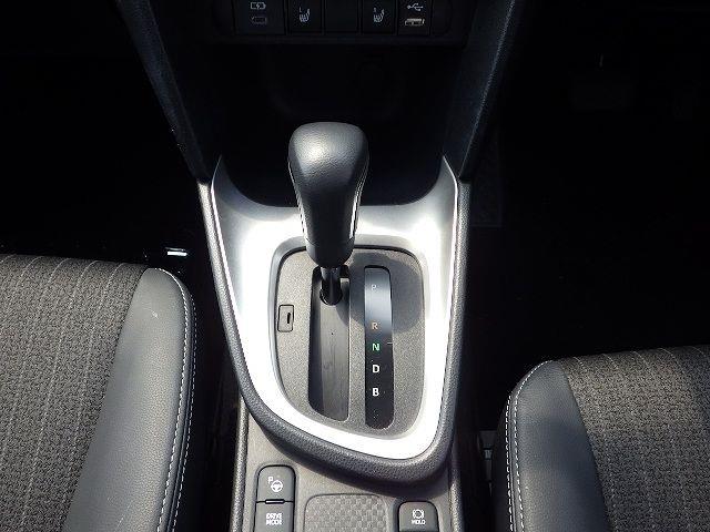 TOYOTA YARIS CROSS 2023/3
