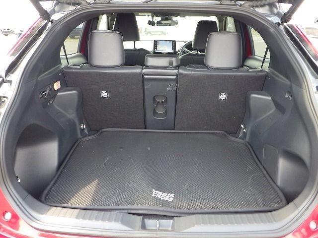 TOYOTA YARIS CROSS 2023/3