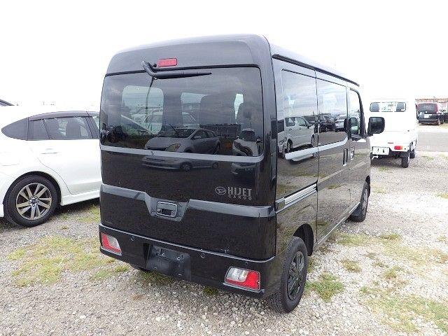 DAIHATSU HIJET CARGO 2023/2