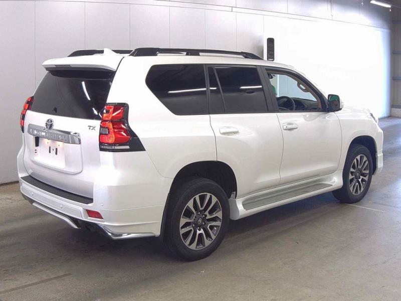 TOYOTA LAND CRUISER PRADO 2023/2