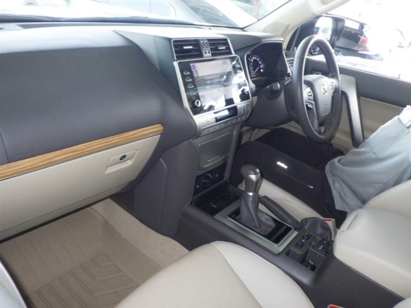 TOYOTA LAND CRUISER PRADO 2023/2